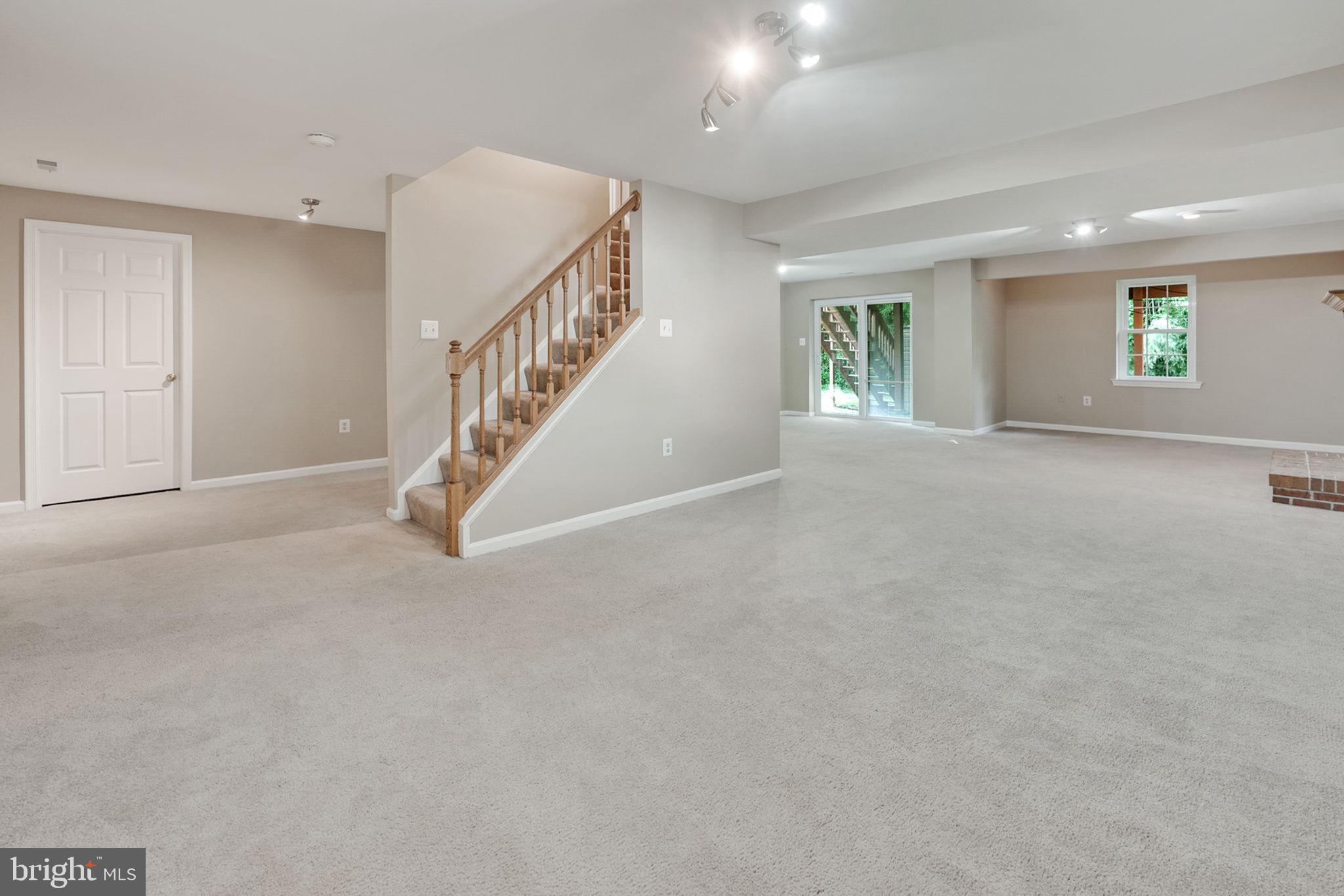 8525 Silverview Drive Lorton, VA 22079 - Photo 36 of 50