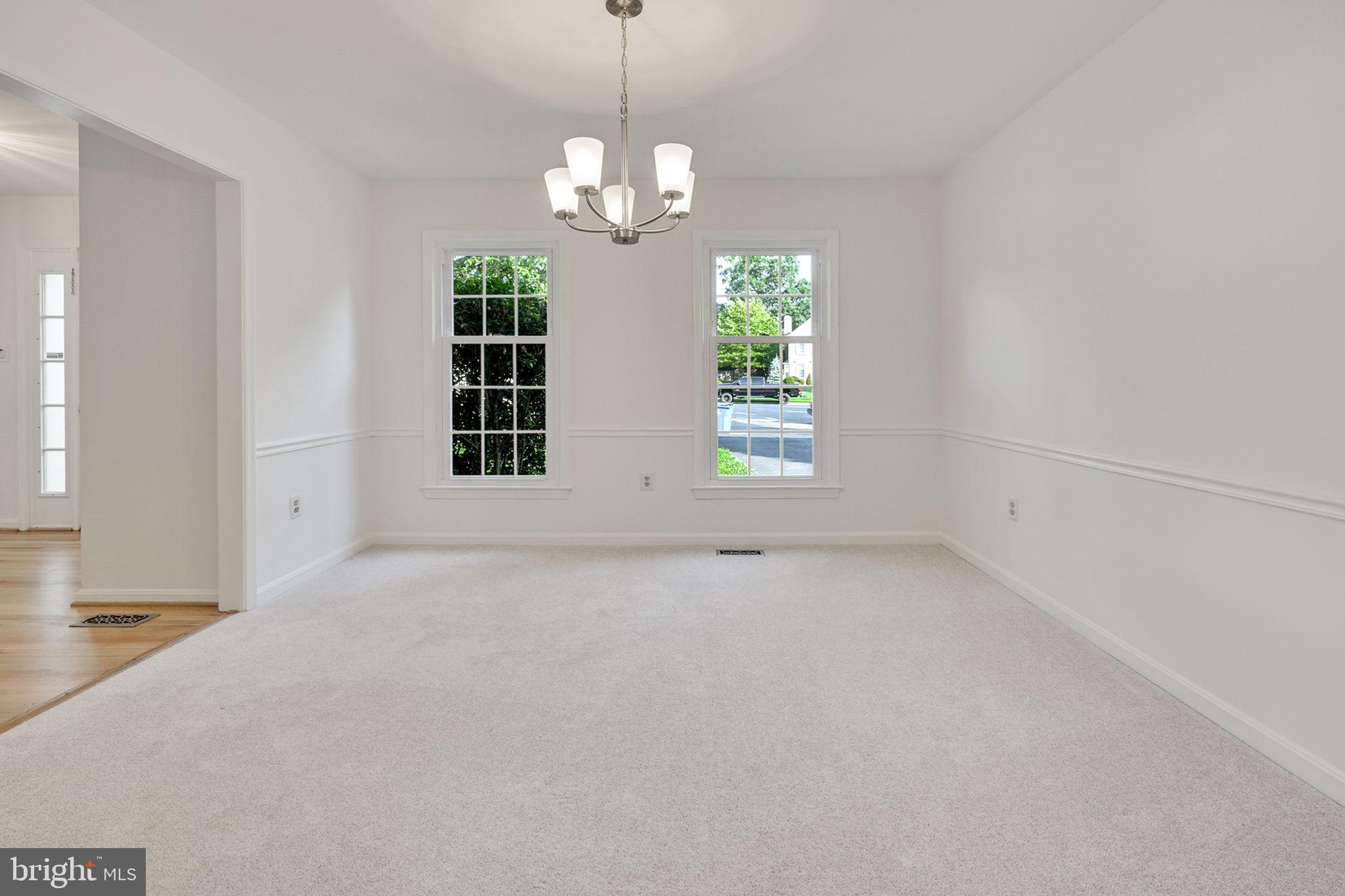 8525 Silverview Drive Lorton, VA 22079 - Photo 9 of 50