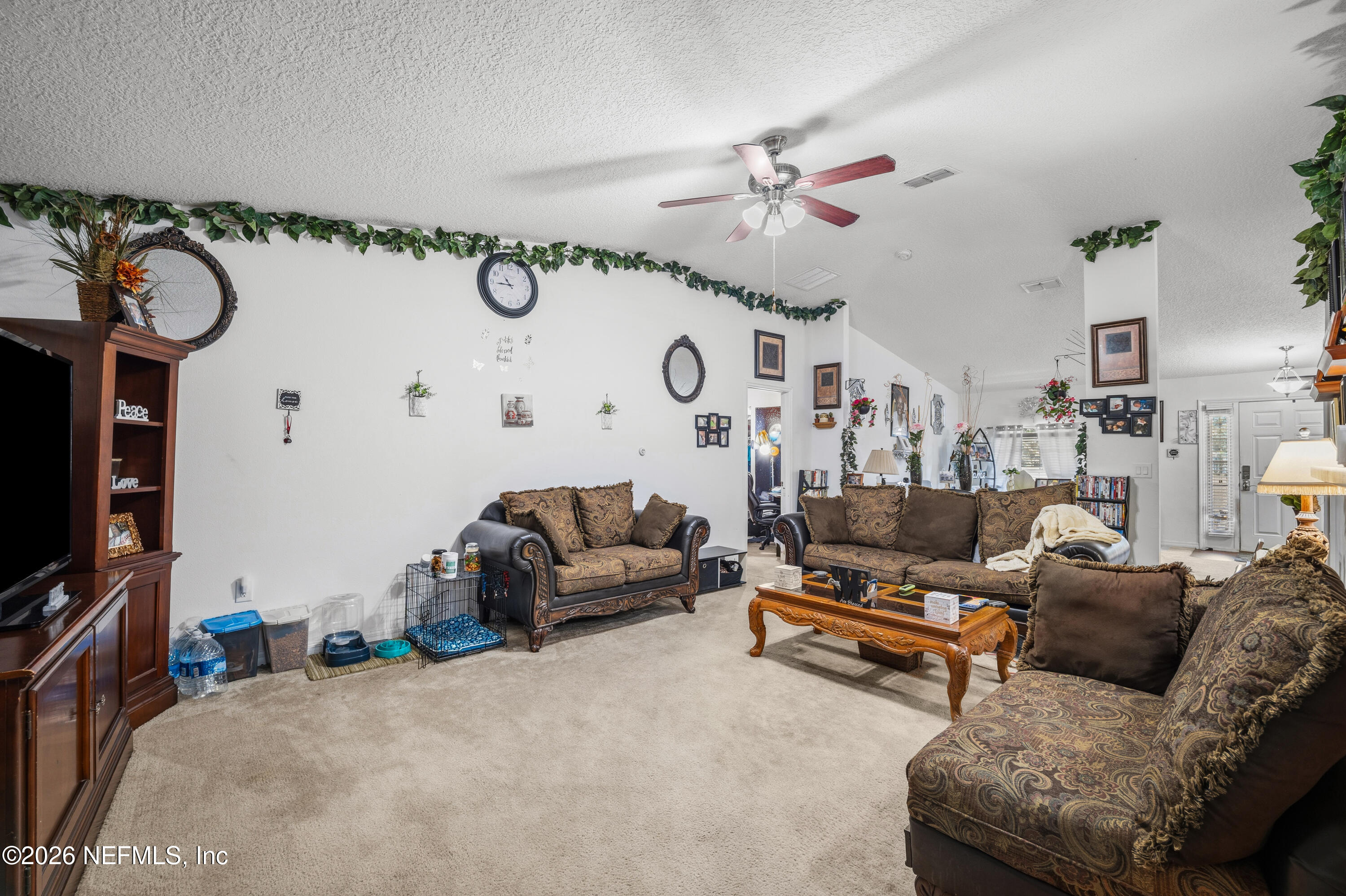 97106 Yorkshire Drive Yulee, FL 32097 - Photo 20 of 53 19 Living Room