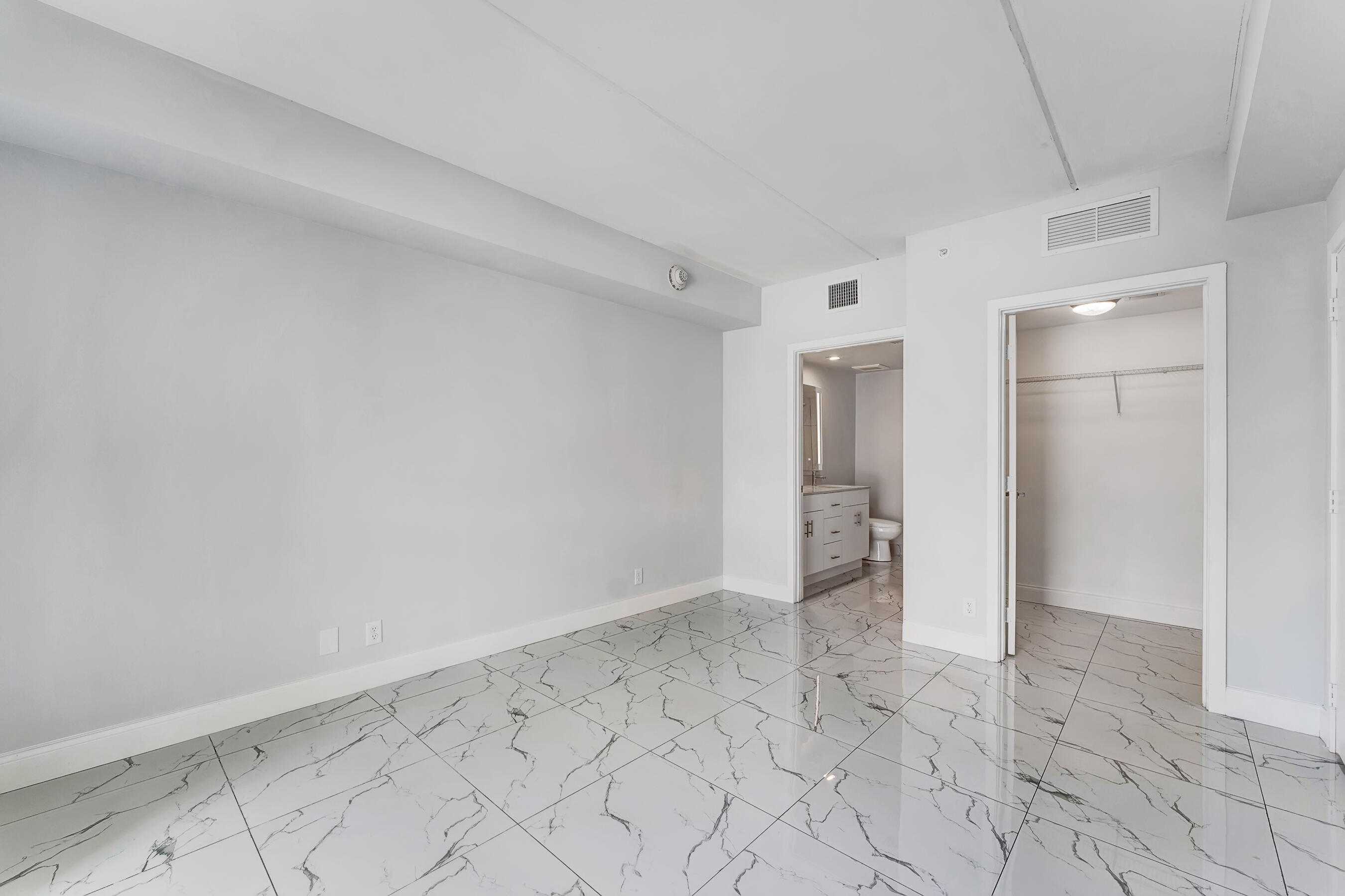 250 West Hidden Valley Boulevard, Unit 2 Boca Raton, FL 33487 - Photo 10 of 19 a view of an empty room