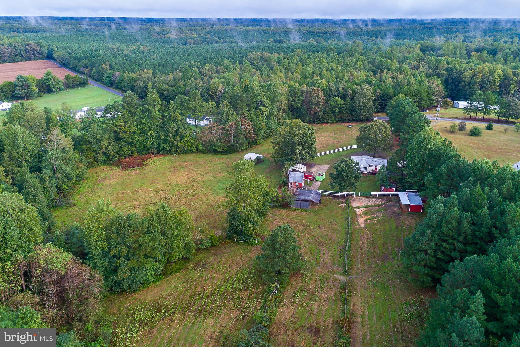 10000 Edenton Road Partlow, VA 22534 - Photo 28 of 30 a view of a town with mountains in the back
