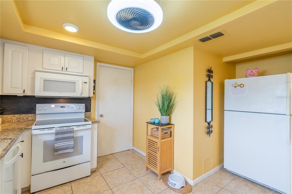 10839 Southwest 87th Terrace Ocala, FL 34481 - Photo 11 of 70