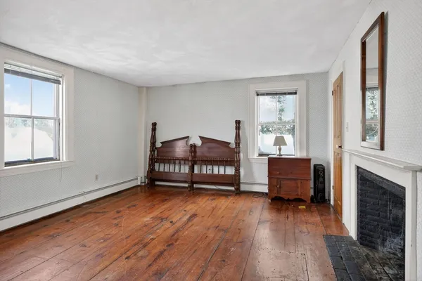 $650,000 | 19 Ash Street, Marlborough, MA 01752