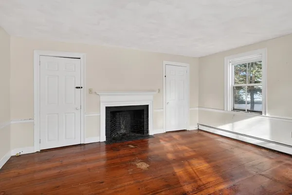 $650,000 | 19 Ash Street, Marlborough, MA 01752