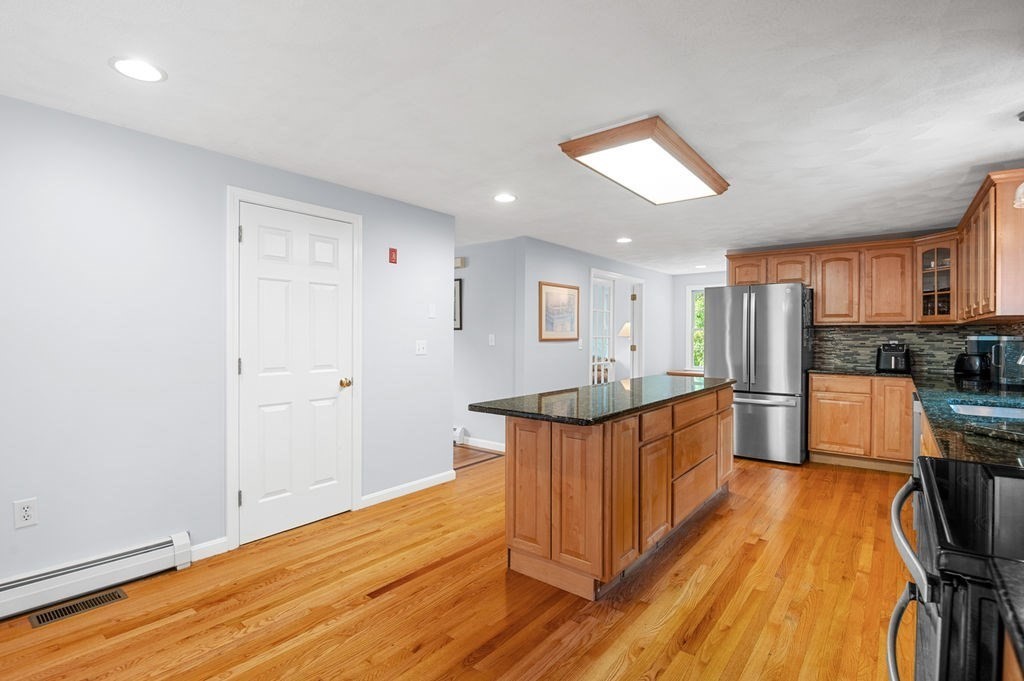 2 Long View Way Georgetown, MA 01833 - Photo 4 of 39 Gallery Image 4