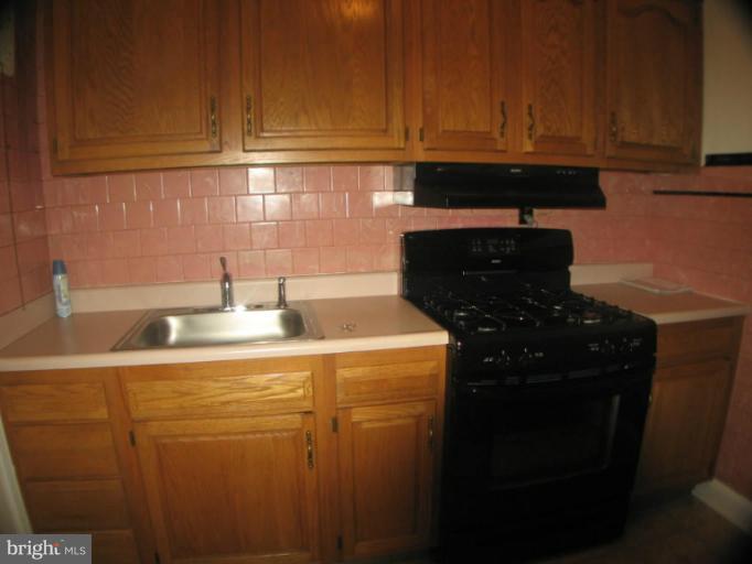 1604 Rosewick Avenue Rosedale, MD 21237 - Photo 13 of 30 Kitchen