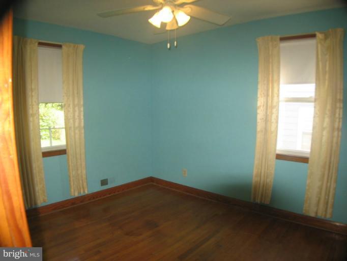 1604 Rosewick Avenue Rosedale, MD 21237 - Photo 26 of 30 Bedroom (Master)