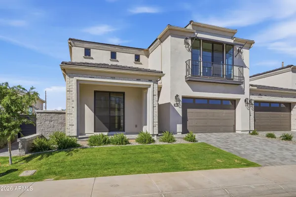 a picture of a very nice looking room