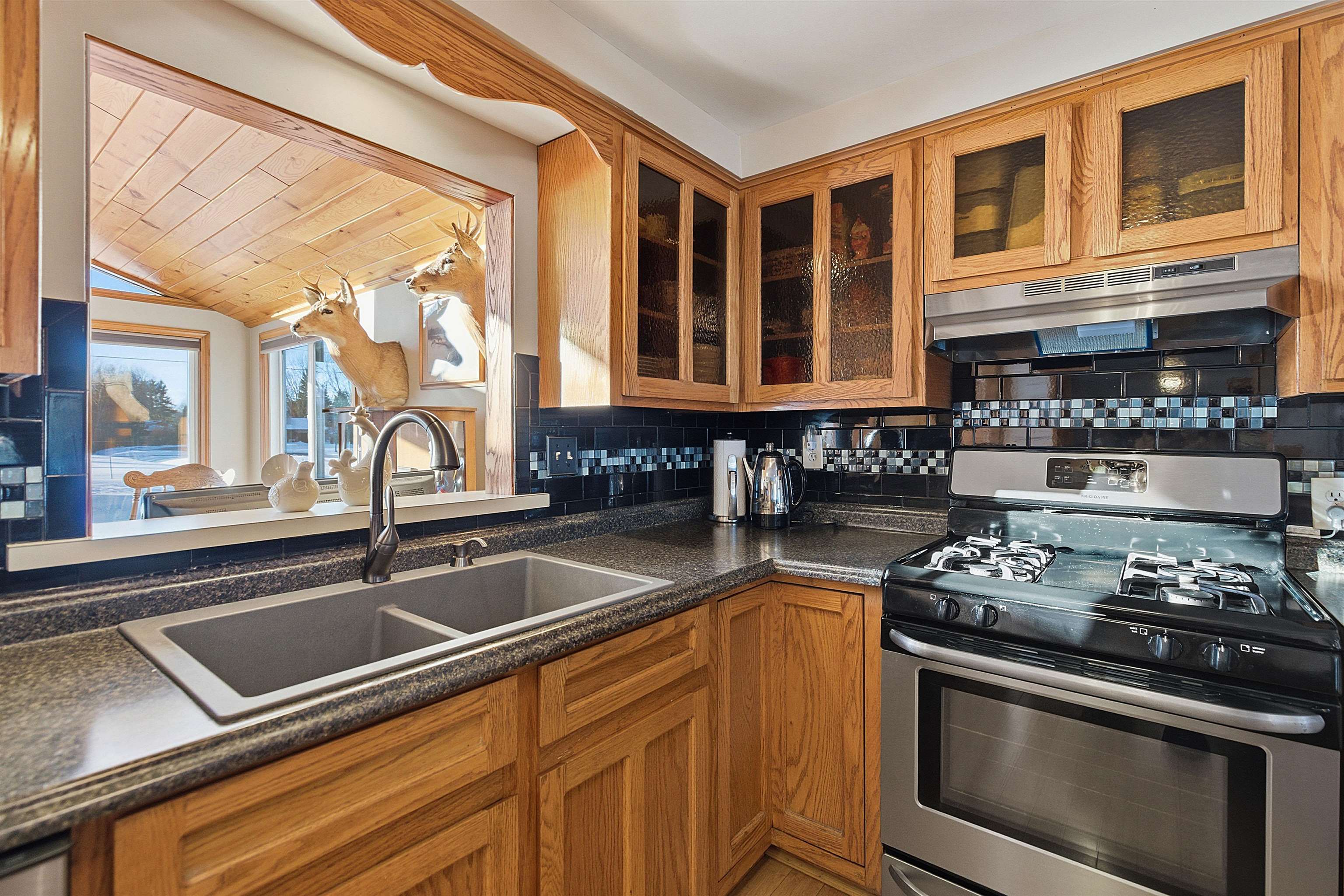3101 Range Road Port Huron, MI 48060 - Photo 7 of 50 50197971-0e650e30-0a0a-42b7-97a4-d640f58e46d4.JPG