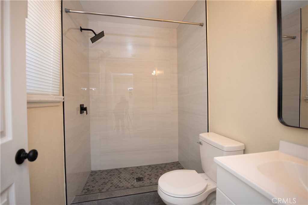 12212 Kiowa Road, Unit 4 Apple Valley, CA 92308 - Photo 13 of 13