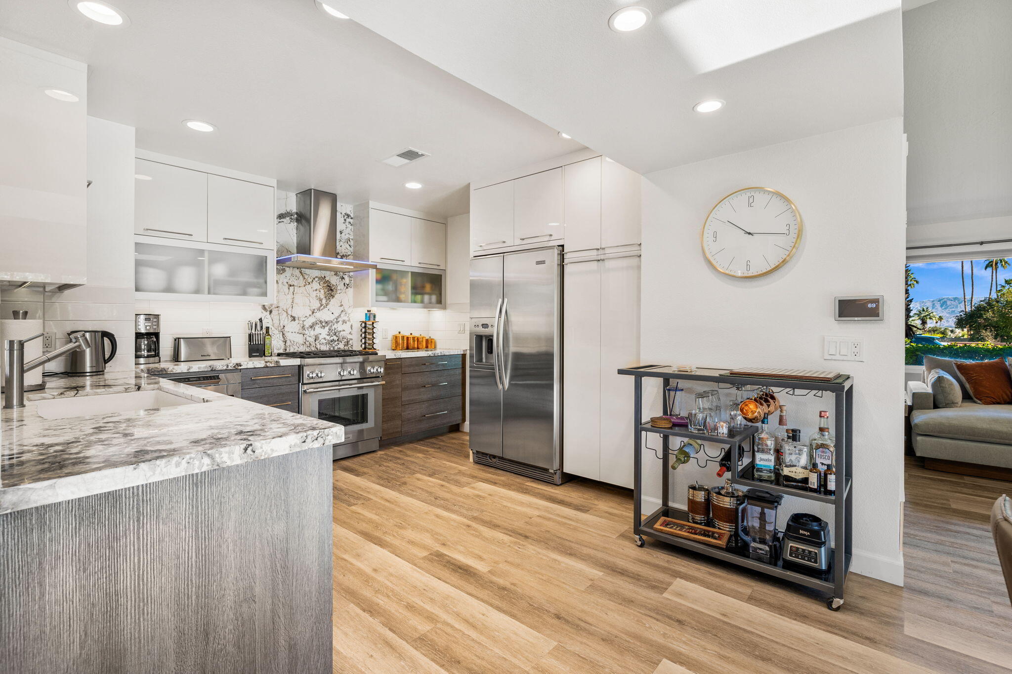 71381 Gardess Road Rancho Mirage, CA 92270 - Photo 11 of 61 More kitchen
