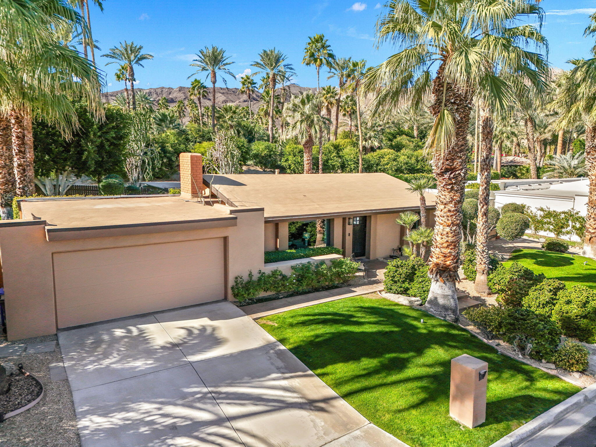 71381 Gardess Road Rancho Mirage, CA 92270 - Photo 25 of 61 Exterior front of 71381