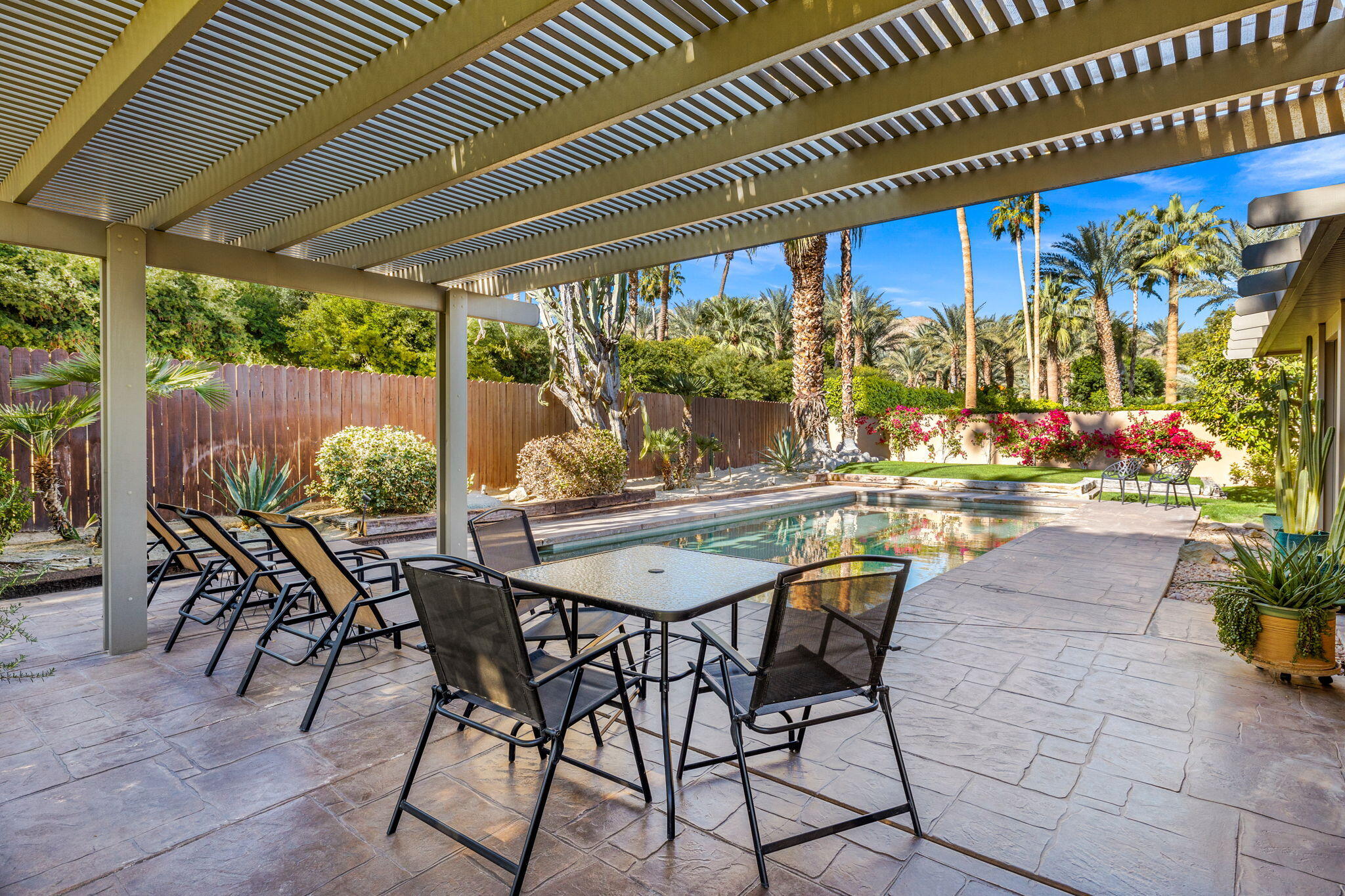 71381 Gardess Road Rancho Mirage, CA 92270 - Photo 38 of 61 Outdoor dining
