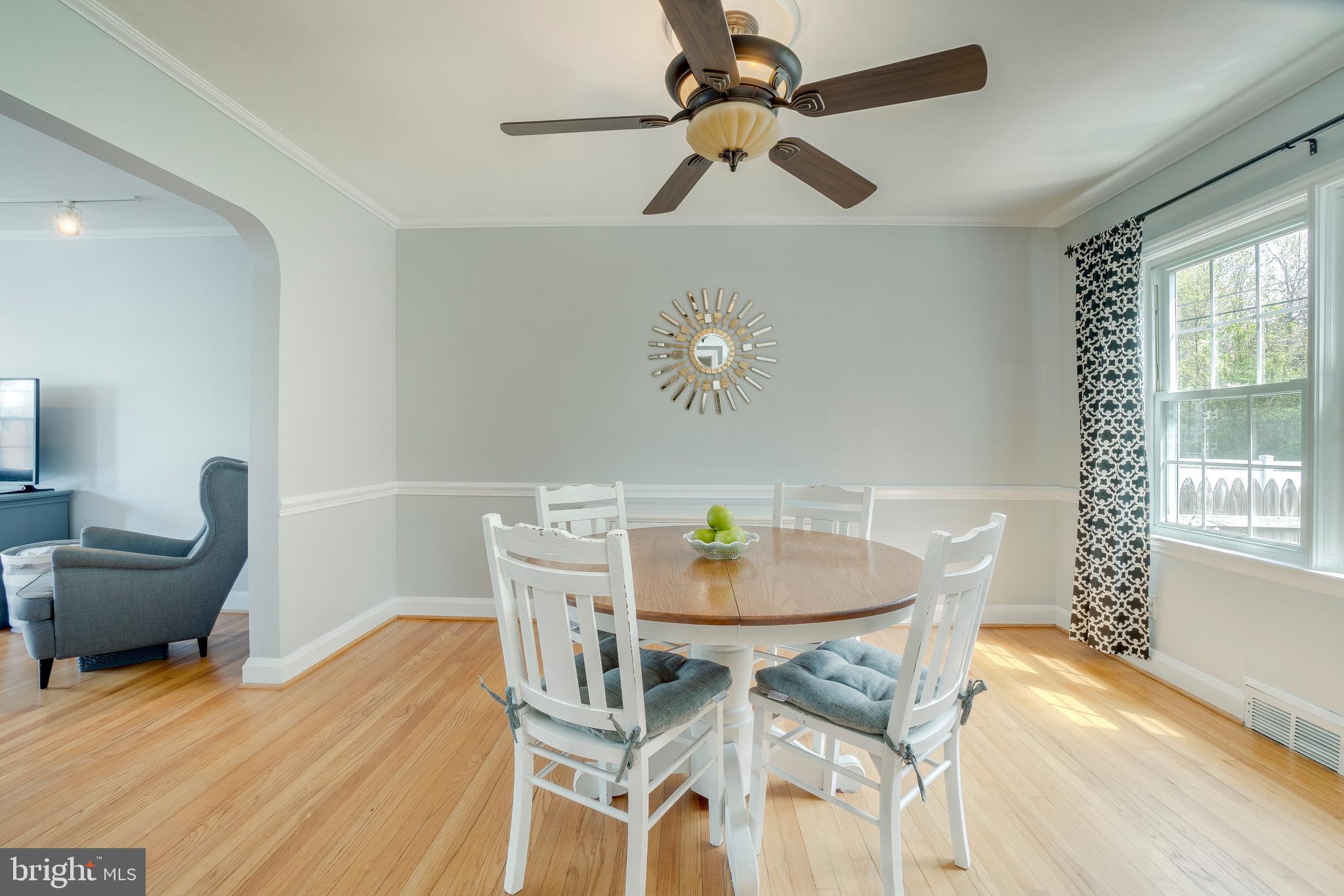 1886 Edgewood Road Towson, MD 21286 - Photo 20 of 49 Dining Room