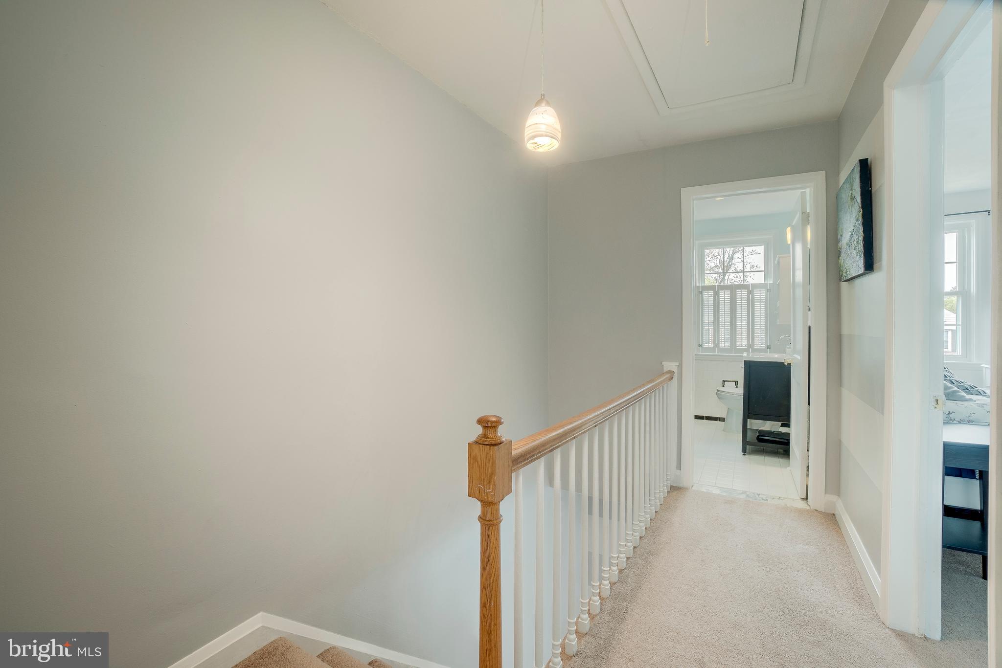 1886 Edgewood Road Towson, MD 21286 - Photo 25 of 49 Hallway