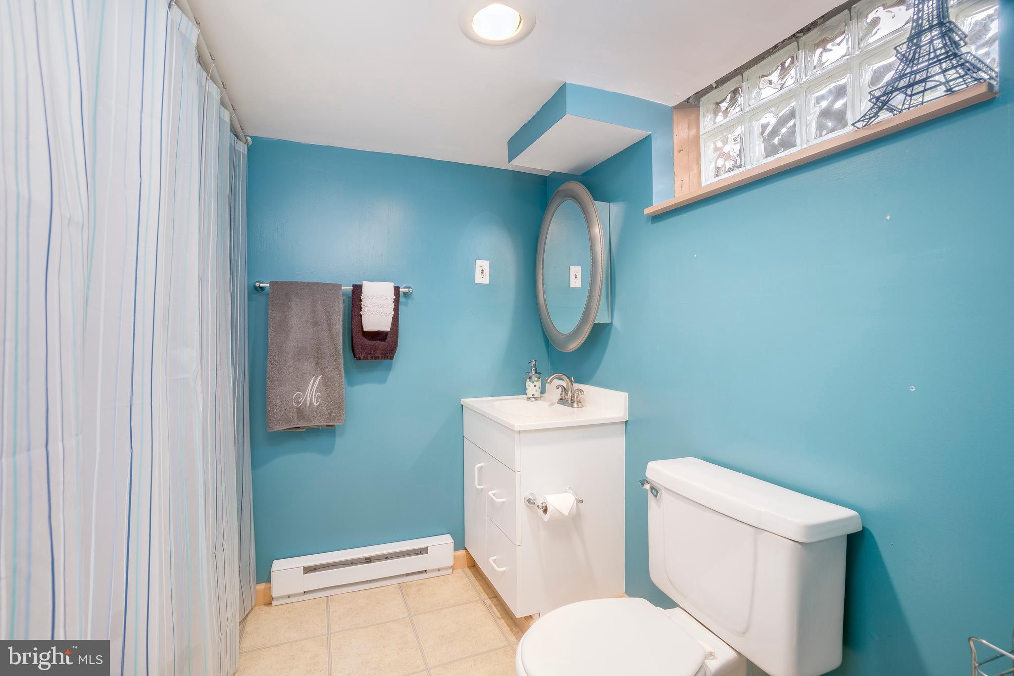 1886 Edgewood Road Towson, MD 21286 - Photo 40 of 49 Full Bathroom