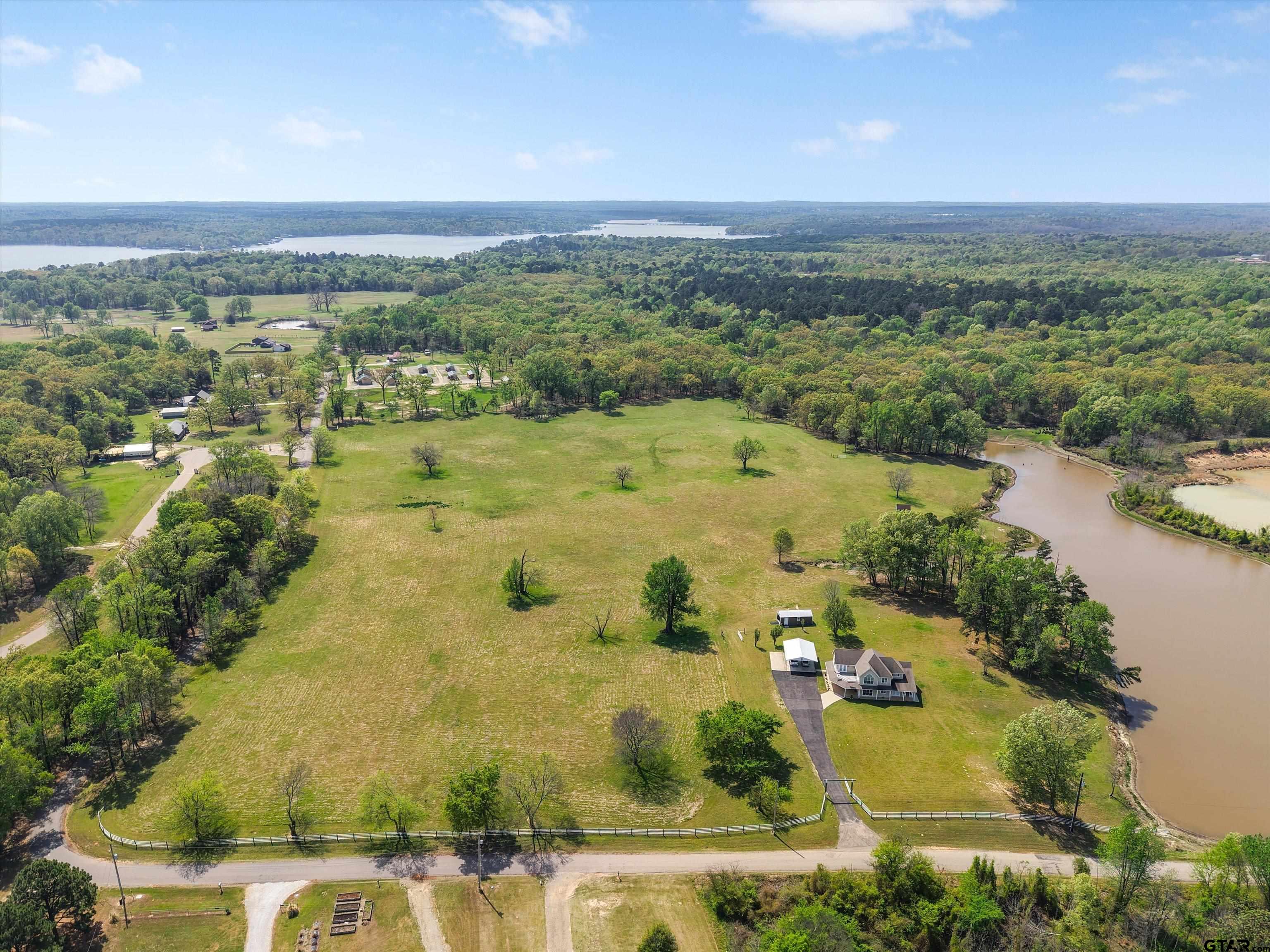 520 County Rd SE 4385 Scroggins, TX 75480 - Photo 5 of 48