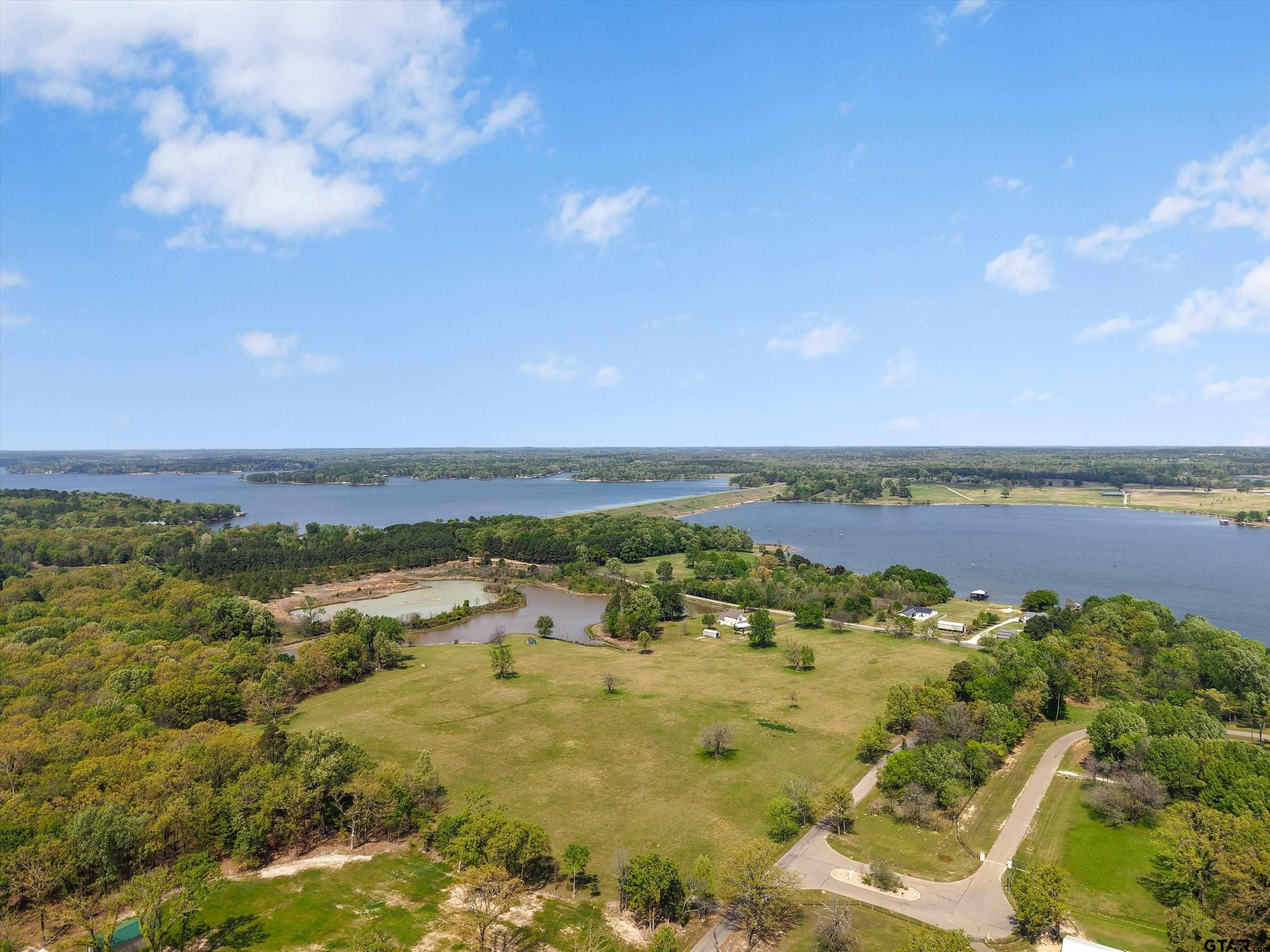 520 County Rd SE 4385 Scroggins, TX 75480 - Photo 8 of 48