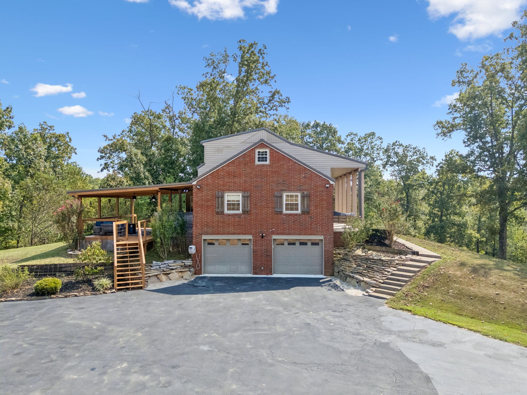 2151 Bakerville Road Waverly, TN 37185 - Photo 5 of 67 a house view with a outdoor space