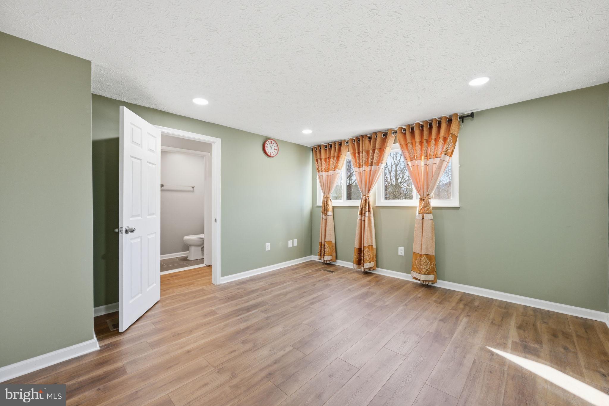 14219 Castle Boulevard, Unit 12618 Silver Spring, MD 20904 - Photo 12 of 37 Primary Bedroom