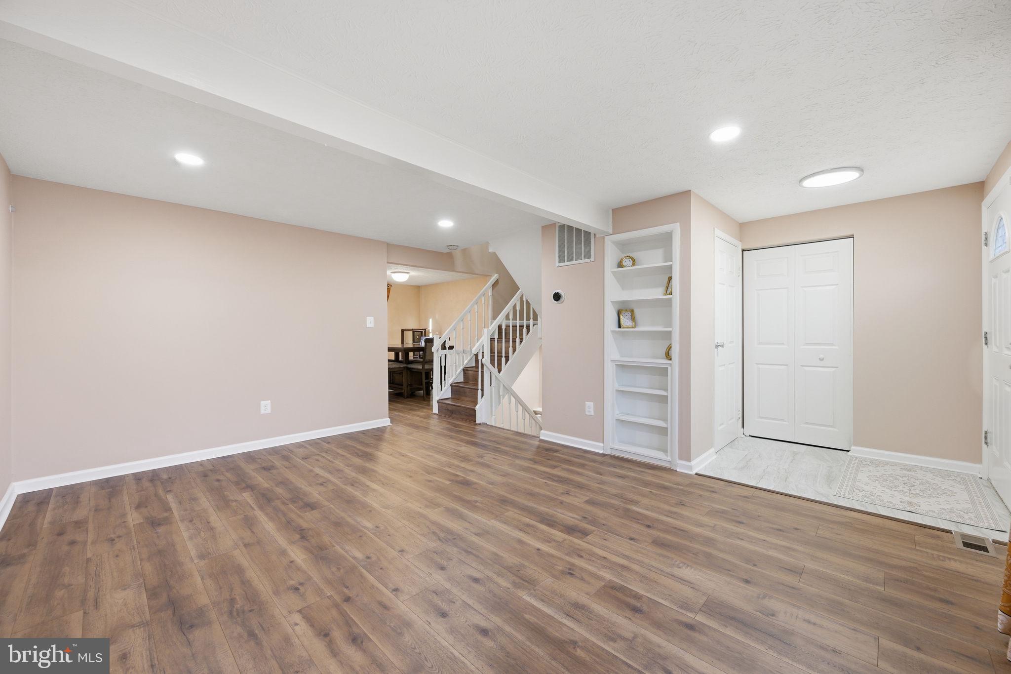 14219 Castle Boulevard, Unit 12618 Silver Spring, MD 20904 - Photo 3 of 37 Living Room
