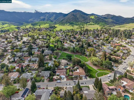 $1,189,000 | 218 Mountaire Circle, Clayton, CA 94517