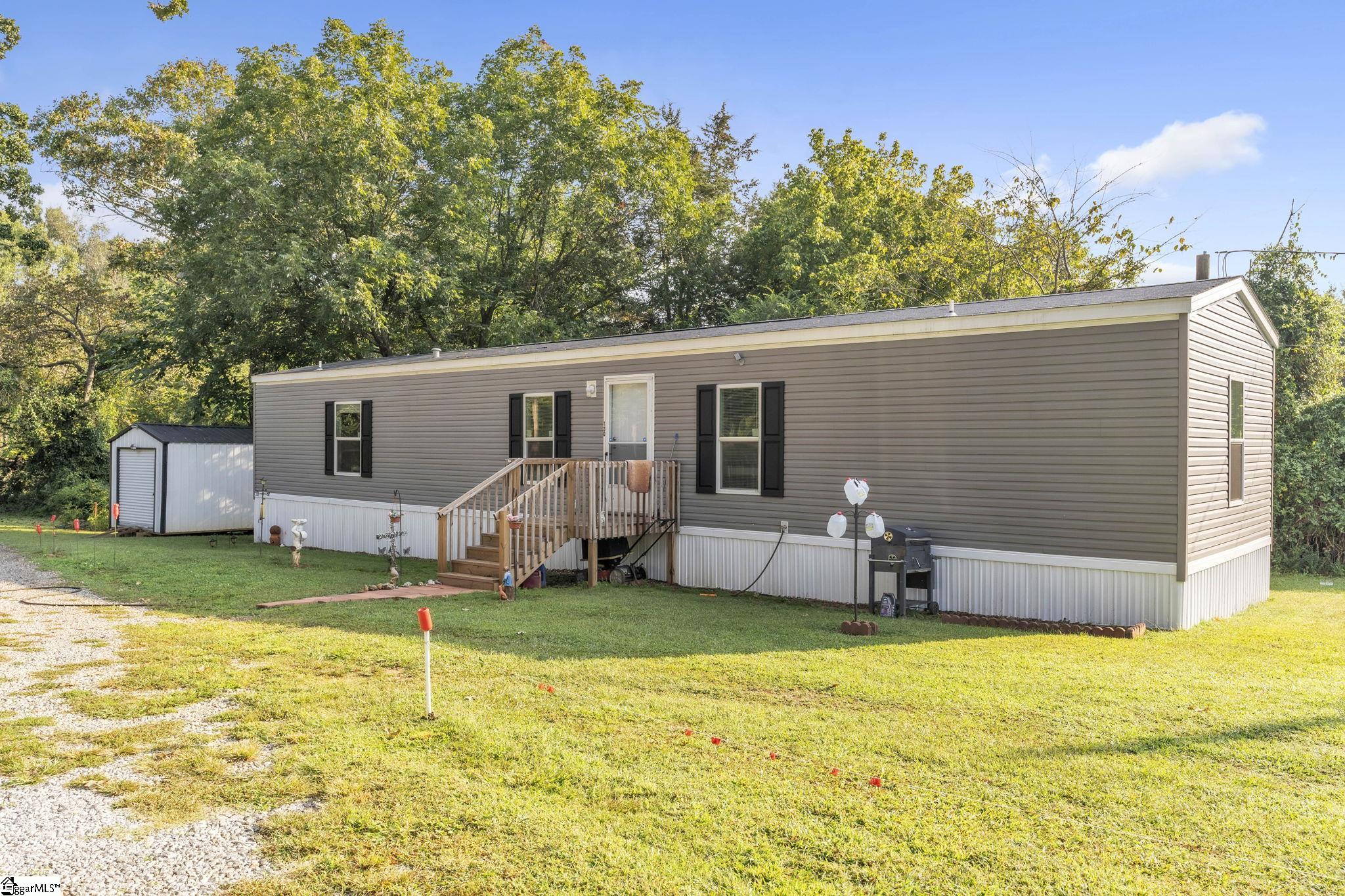 130 Harmony Road Anderson, SC 29624 - Photo 2 of 25 Gallery Image 2