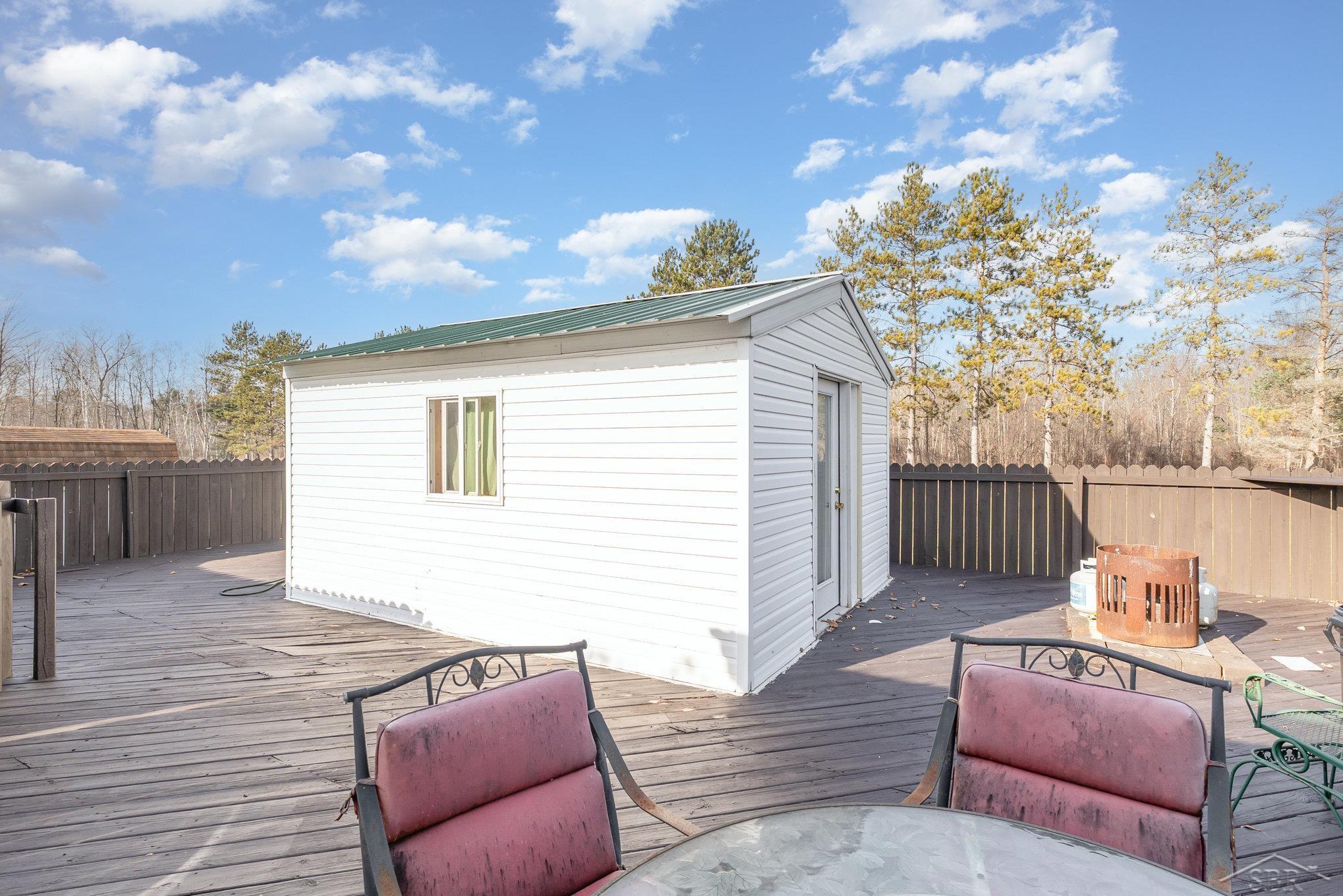 3532 South 10 Mile Road Breckenridge, MI 48615 - Photo 25 of 33
