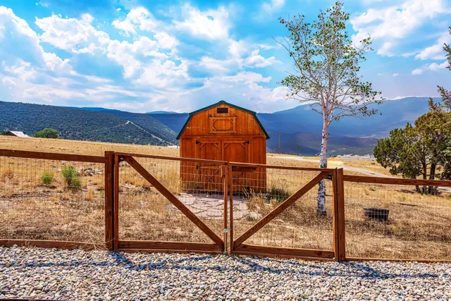 a view of a outdoor space