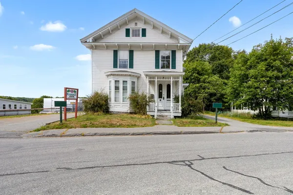$399,000 | 4 Union Street, Ellsworth, ME 04605