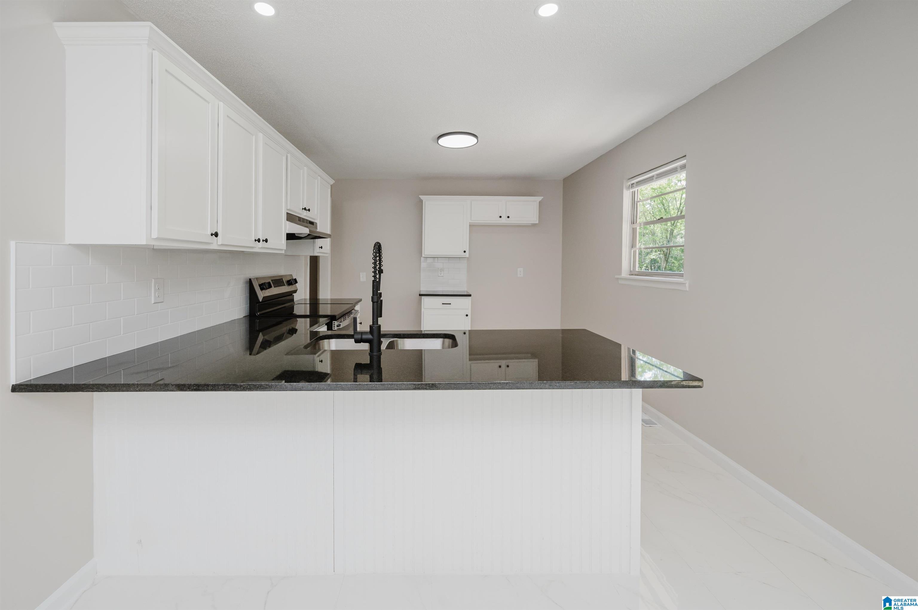 2123 Ridgebrook Road Fultondale, AL 35068 - Photo 13 of 67