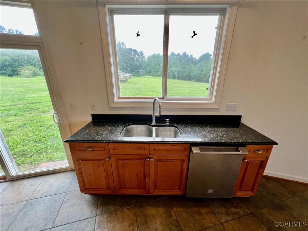395 Kinsale Creek Road Kinsale, VA 22488 - Photo 11 of 41 a view of kitchen island with wooden floor