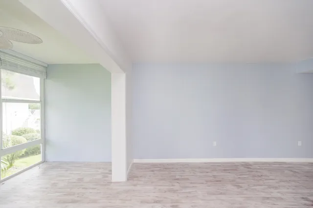 $1,500 | 1901 Indian River Boulevard, Unit 205E, Vero Beach, FL 32960