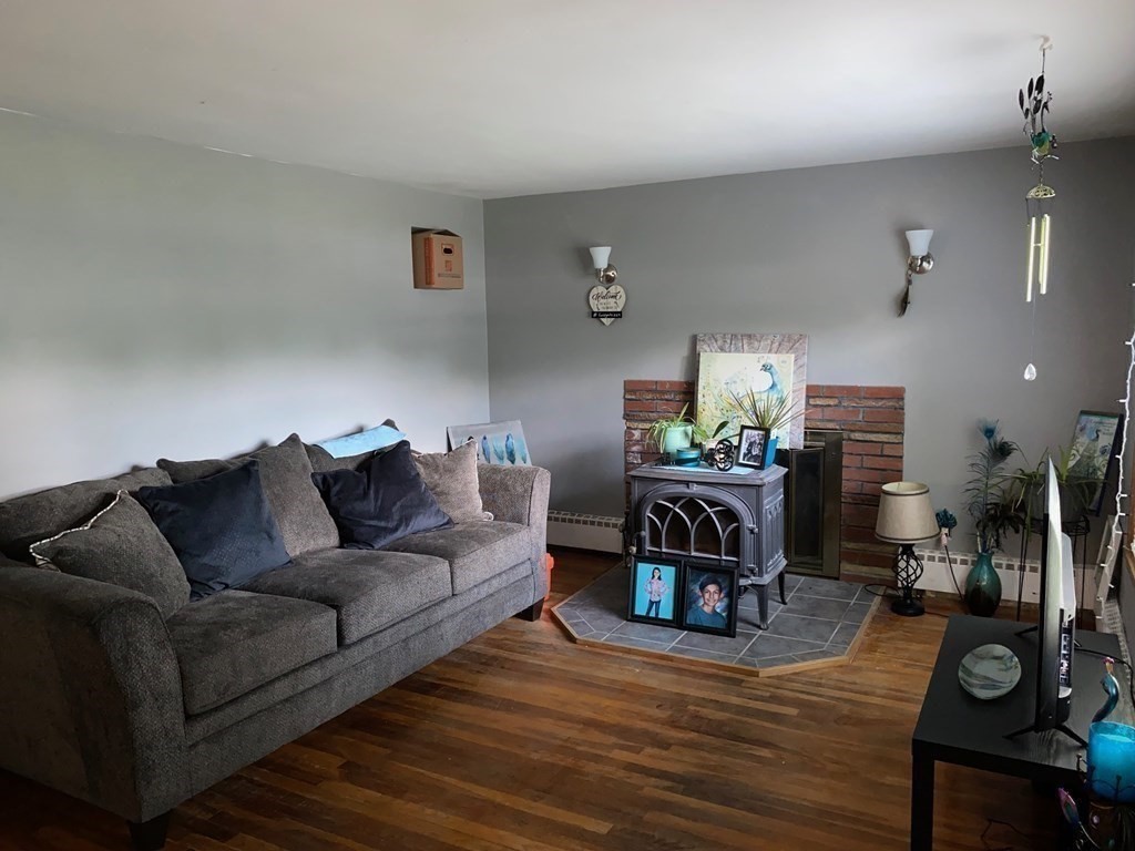 519 Prospect Street Chicopee, MA 01020 - Photo 13 of 23