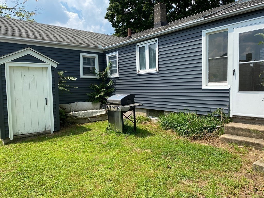 519 Prospect Street Chicopee, MA 01020 - Photo 21 of 23