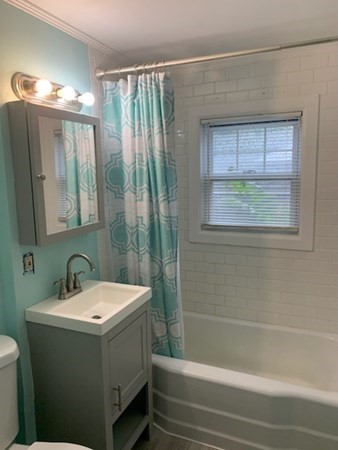 519 Prospect Street Chicopee, MA 01020 - Photo 9 of 23