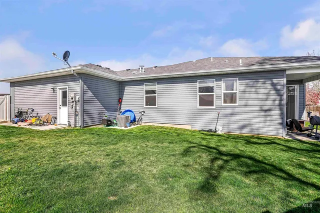 $390,000 | 929 Applewood Drive, Buhl, ID 83316