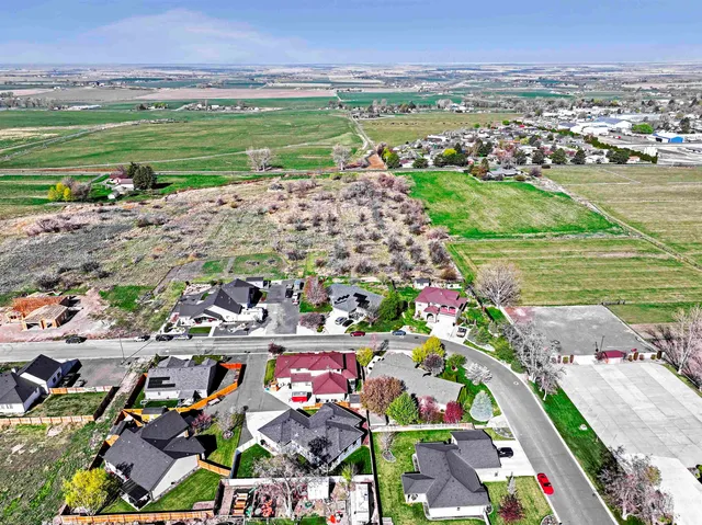 $390,000 | 929 Applewood Drive, Buhl, ID 83316