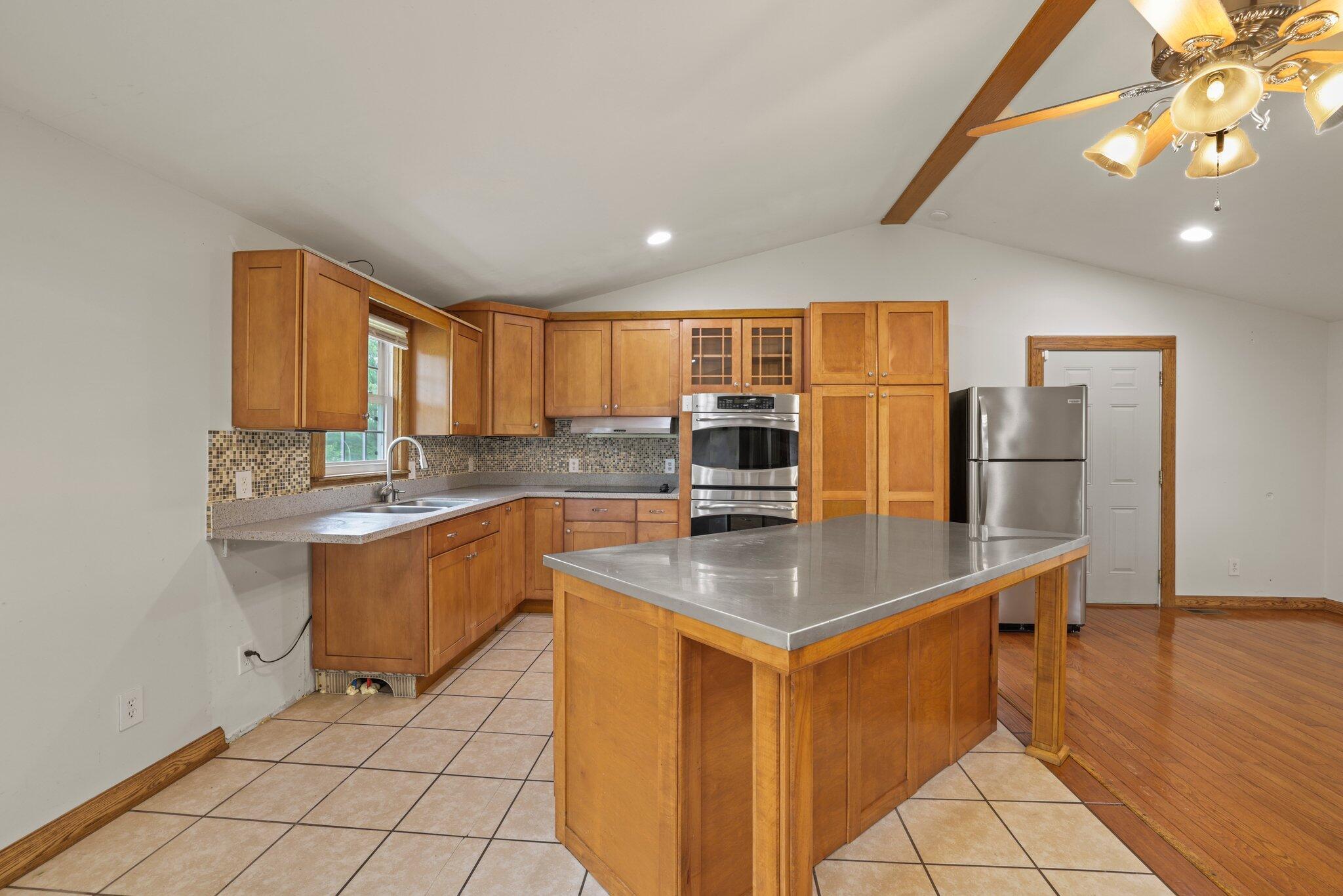 13333 North Peach Ridge Athens, OH 45701 - Photo 26 of 65 24-web-or-mls-GR7A5170