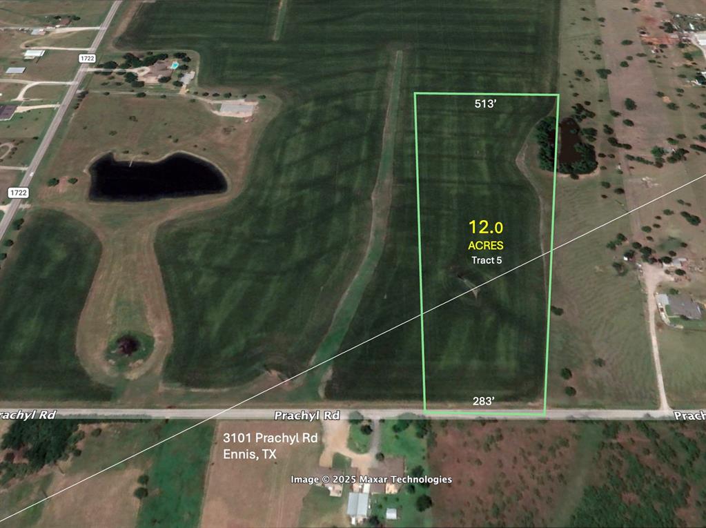 5 Prachyl Road Ennis, TX 75119 - Photo 5 of 7 a bathroom with a shower