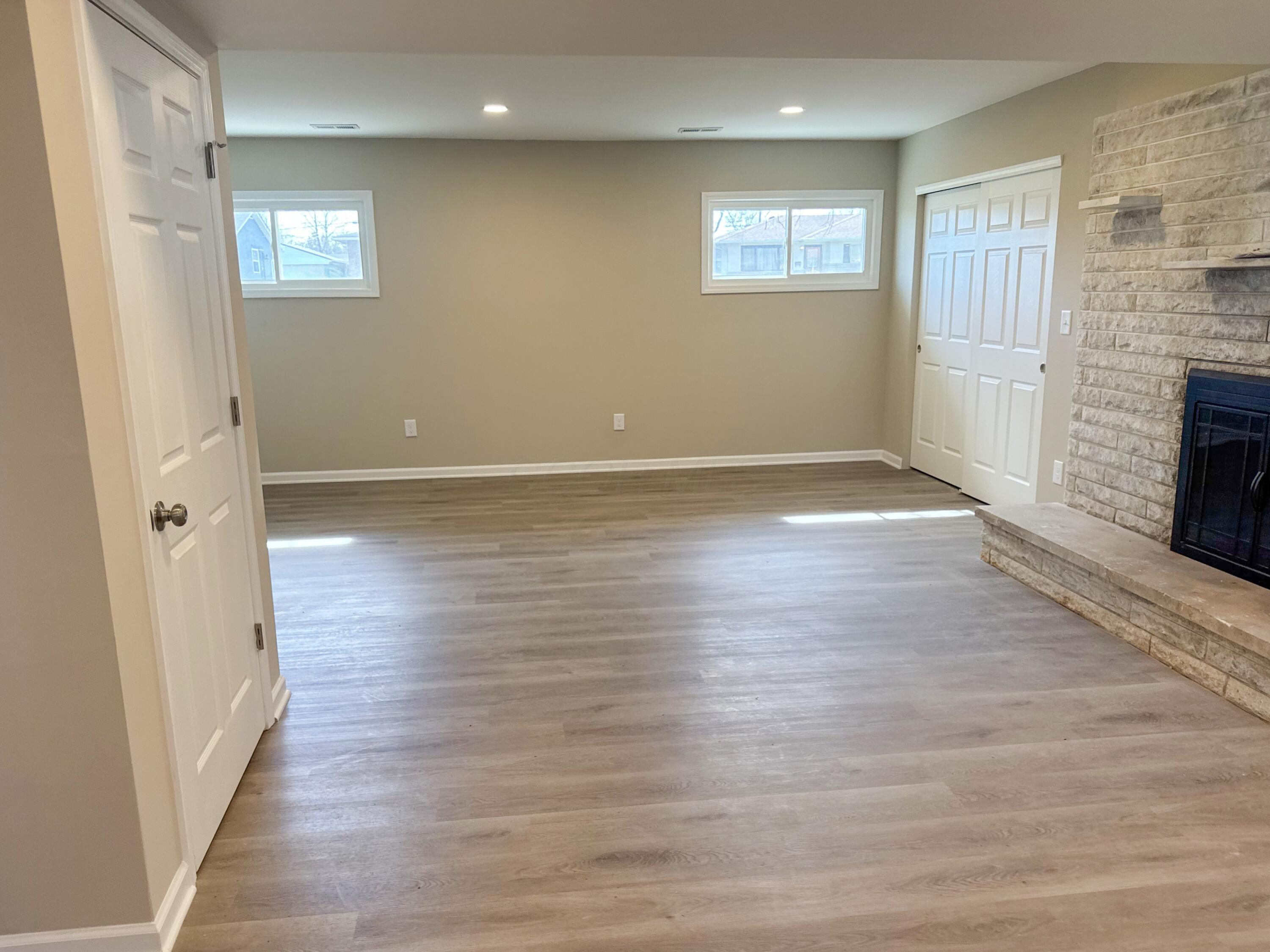 1767 Woodcrest Road Columbus, OH 43232 - Photo 17 of 29 IMG_0865