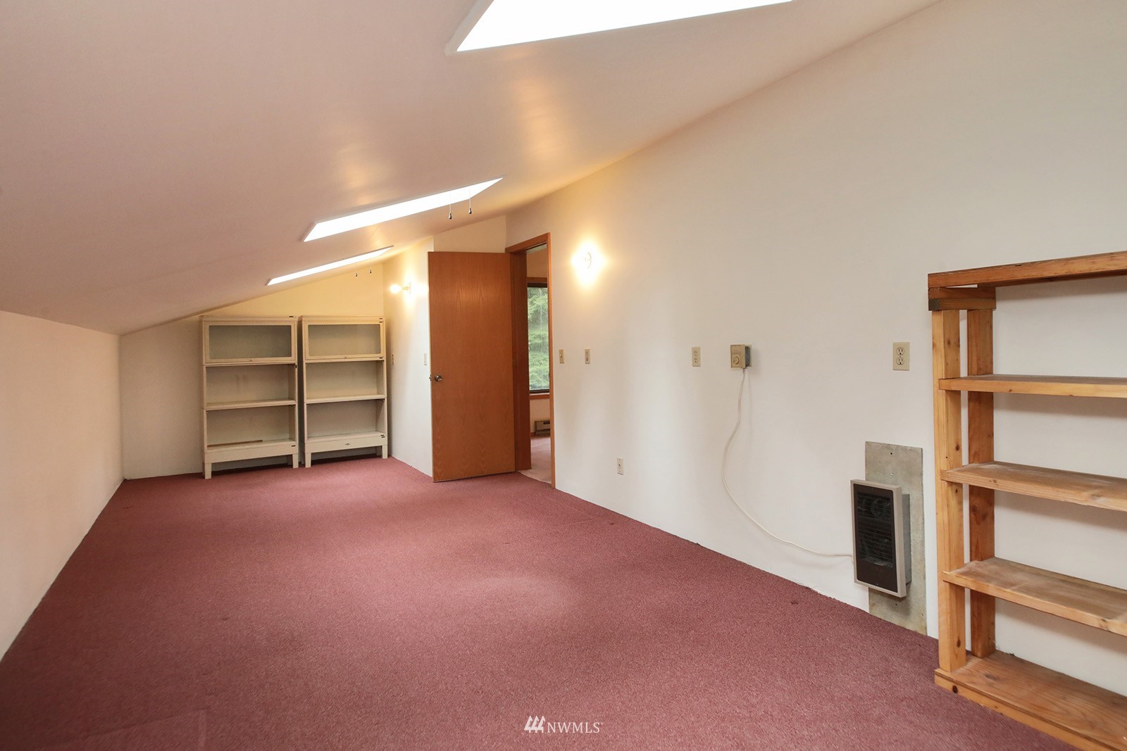 4057 Junco Road Greenbank, WA 98253 - Photo 27 of 38 Gallery Image 27