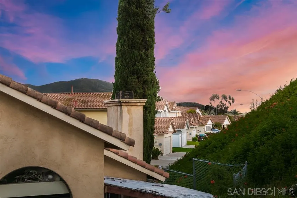 1670 Whitestone Road Spring Valley, CA 91977 - Photo 4 of 25 Gallery Image 4