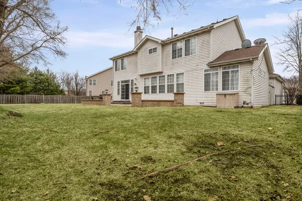 $995,000 | 2188 Avalon Drive, Buffalo Grove, IL 60089