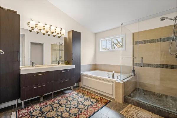 $995,000 | 2188 Avalon Drive, Buffalo Grove, IL 60089