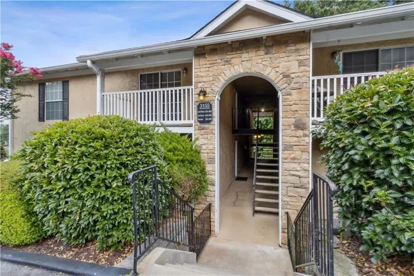 $1,600 | 3155 Seven Pines, Unit 303, Atlanta, GA 30339