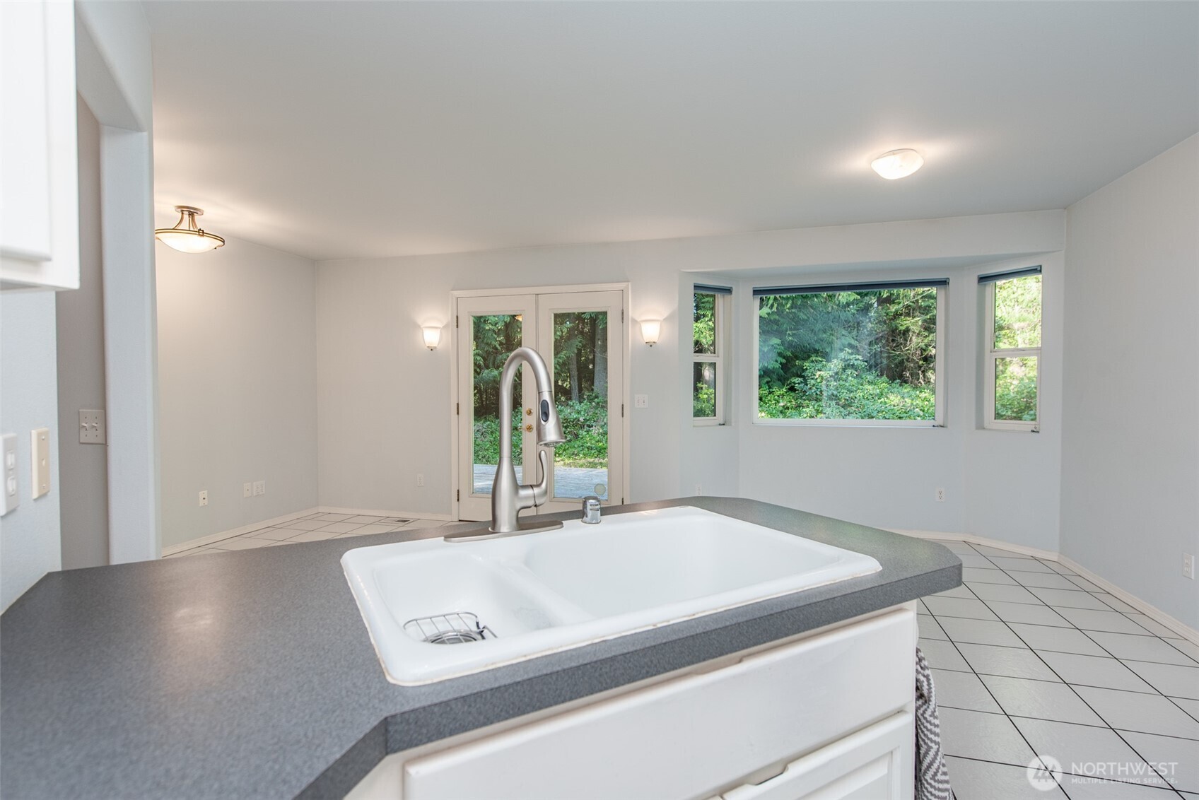 113 North Jensen Road Port Angeles, WA 98362 - Photo 17 of 39