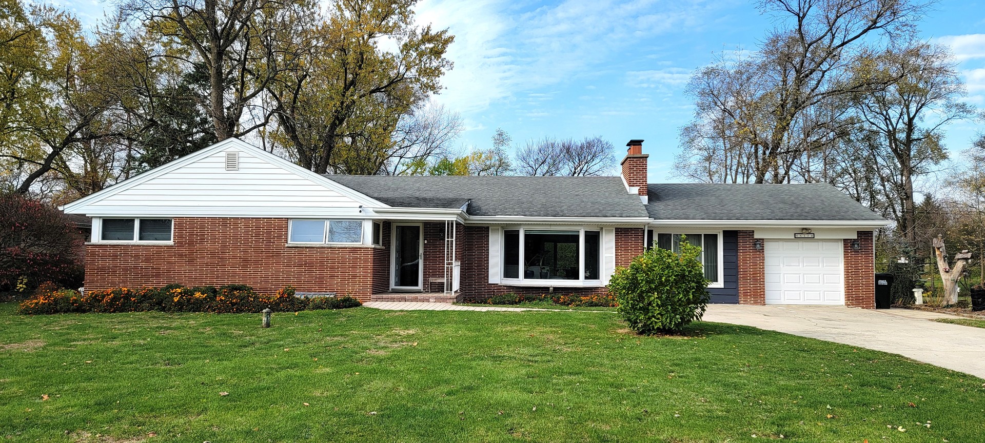 6N172 Harvey Road Medinah, IL 60157 - Photo 1 of 24 Gallery Image 1