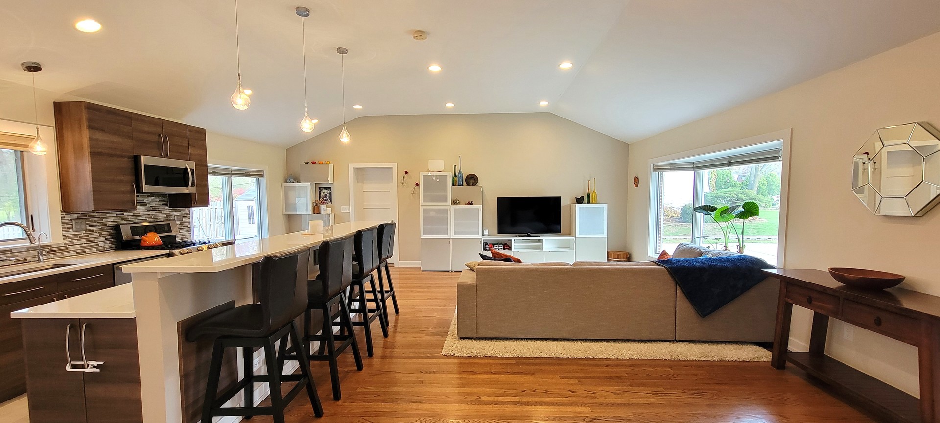 6N172 Harvey Road Medinah, IL 60157 - Photo 3 of 24 Gallery Image 3