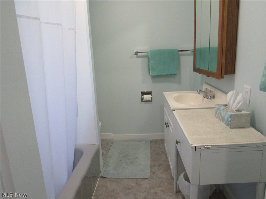 226 Rye Beach Road Huron, OH 44839 - Photo 13 of 30